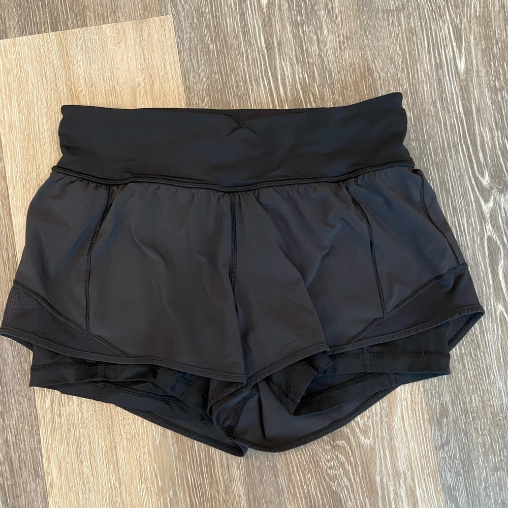 Lululemon High Rise Shorts w/ built in compression - size 6